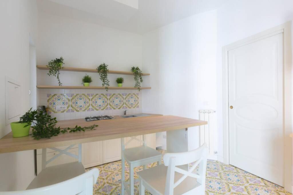 Cozy Sorrento Apartment ภายนอก รูปภาพ