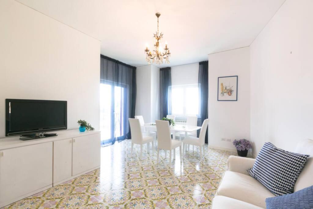 Cozy Sorrento Apartment ภายนอก รูปภาพ